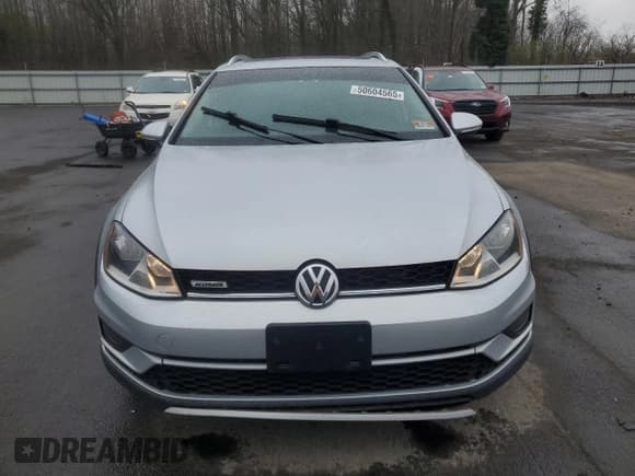 ✅ 2017 Volkswagen Golf S • VIN: 3VWM17AU2HM521476 • Lot: 50604565. Listed on Copart with 99,248 mi. Free auction sales archive from the USA and detailed vehicle history report at DreamBid. Image 5.