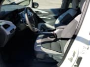 ✅ 2017 Chevrolet Bolt EV LT • VIN: 1G1FW6S07H4174945 • Lot: 53530515. Wystawiony na Copart z przebiegiem 145 880 mil. Bezpłatny archiwum sprzedaży aukcyjnych z USA i szczegółowy raport historii pojazdu na DreamBid. Zdjęcie 7.