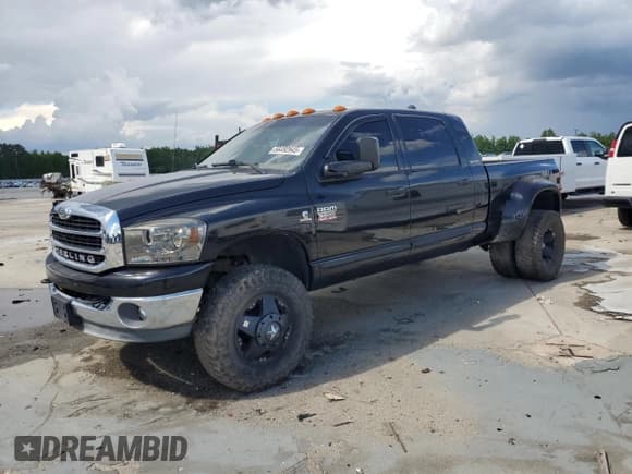 ✅ 2007 Dodge 3500 SLT • VIN: 3D7ML49C27G748810 • Lot: 56492945. Listed on Copart with 256,317 mi. Free auction sales archive from the USA and detailed vehicle history report at DreamBid. Image 1.