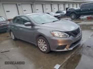 ✅ 2017 Nissan Sentra S • VIN: 3N1AB7AP3HY203990 • Lot: 94685585. Wystawiony na Copart z przebiegiem 349 967 mil. Bezpłatny archiwum sprzedaży aukcyjnych z USA i szczegółowy raport historii pojazdu na DreamBid. Zdjęcie 4.