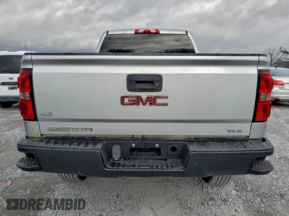 ✅ 2014 GMC Sierra 1500 SLE • VIN: 3GTU2UEC3EG118679 • Лот: 95316665. Опубликован ранее на Copart с пробегом 135 488 миль. Бесплатный доступ к архиву аукционных продаж из США и подробный отчёт об истории автомобиля на DreamBid. Изображение 6.