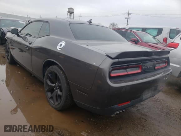 ✅ 2016 Dodge Challenger SXT Plus • VIN: 2C3CDZAG6GH290272 • Lot: 41057672. Wystawiony na Copart z przebiegiem 48 746 mil. Bezpłatny archiwum sprzedaży aukcyjnych z USA i szczegółowy raport historii pojazdu na DreamBid. Zdjęcie 3.