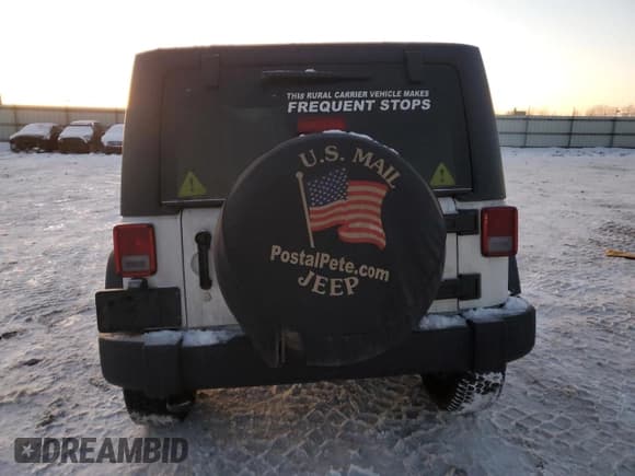 ✅ 2014 Jeep Wrangler Unlimited Sport RHD • VIN: 1C4BJWKG2EL284210 • Lot: 85951784. Wystawiony na Copart z przebiegiem Nie podano. Bezpłatny archiwum sprzedaży aukcyjnych z USA i szczegółowy raport historii pojazdu na DreamBid. Zdjęcie 6.