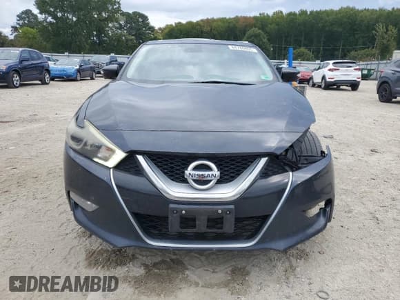 ✅ 2016 Nissan Maxima Platinum • VIN: 1N4AA6AP7GC389153 • Lot: 84780805. Listed on Copart with 152,398 mi. Free auction sales archive from the USA and detailed vehicle history report at DreamBid. Image 5.