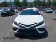 2021 Toyota Camry Hybrid SE с VIN 4T1G31AK8MU549371, выставлен на аукционе IAAI как лот 42910067 с пробегом 125 411 миль миль и . История ставок и продаж доступна на DreamBid. Изображение 12.