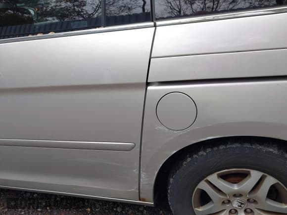 ✅ 2005 Honda Odyssey EX • VIN: 5FNRL38435B018198 • Lot: 43724876. Wystawiony na IAAI z przebiegiem 186 376 mil. Bezpłatny archiwum sprzedaży aukcyjnych z USA i szczegółowy raport historii pojazdu na DreamBid. Zdjęcie 12.