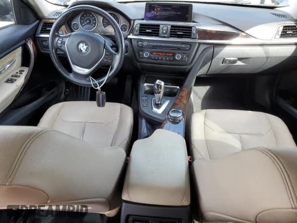 ✅ 2015 BMW 3 Series 328i • VIN: WBA3A5G5XFNS81905 • Lot: 90290885. Listed on Copart with 122,696 mi. Free auction sales archive from the USA and detailed vehicle history report at DreamBid. Image 8.
