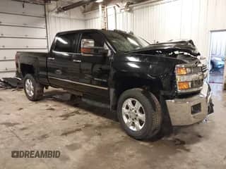 2018 Chevrolet Silverado 2500HD LTZ с VIN 1GC1KWEY0JF113462, выставлен на аукционе IAAI как лот 42581114 с пробегом 115 545 миль миль и . История ставок и продаж доступна на DreamBid. Изображение 1.