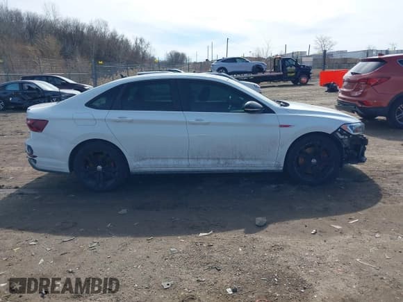 ✅ 2020 Volkswagen Jetta S • VIN: 3VW6T7BU0LM106098 • Лот: 41765331. Опубликован ранее на IAAI с пробегом 95 744 миль. Бесплатный доступ к архиву аукционных продаж из США и подробный отчёт об истории автомобиля на DreamBid. Изображение 14.