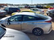 ✅ 2017 Toyota Prius Plus • VIN: JTDKARFP2H3049144 • Лот: 41908194. Опубликован ранее на IAAI с пробегом 66 288 миль. Бесплатный доступ к архиву аукционных продаж из США и подробный отчёт об истории автомобиля на DreamBid. Изображение 14.