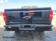 ✅ 2018 Chevrolet Silverado 1500 Custom • VIN: 1GCRCPEC4JZ319859 • Lot: 91037375. Wystawiony na Copart z przebiegiem 122 464 mil. Bezpłatny archiwum sprzedaży aukcyjnych z USA i szczegółowy raport historii pojazdu na DreamBid. Zdjęcie 6.