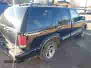2001 Chevrolet Blazer LS с VIN 1GNCS13W51K254619, выставлен на аукционе IAAI как лот 41210740 с пробегом 227 301 миль миль и . История ставок и продаж доступна на DreamBid. Изображение 4.