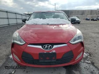 ✅ 2014 Hyundai Veloster • VIN: KMHTC6AD4EU214154 • Lot: 41776145. Wystawiony na Copart z przebiegiem 123 685 mil. Bezpłatny archiwum sprzedaży aukcyjnych z USA i szczegółowy raport historii pojazdu na DreamBid. Zdjęcie 5.