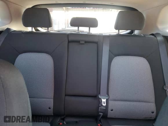 ✅ 2019 Hyundai Kona SEL • VIN: KM8K22AA3KU219029 • Lot: 88687755. Wystawiony na Copart z przebiegiem 74 125 mil. Bezpłatny archiwum sprzedaży aukcyjnych z USA i szczegółowy raport historii pojazdu na DreamBid. Zdjęcie 10.