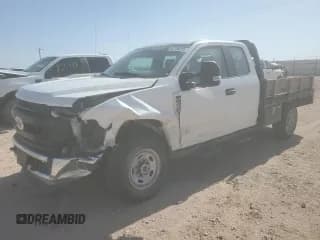 ✅ 2020 Ford F-250 XL • VIN: 1FT7X2B63LED78022 • Lot: 52708885. Listed on Copart with 35,543 mi. Free auction sales archive from the USA and detailed vehicle history report at DreamBid. Image 1.