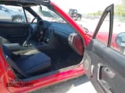 ✅ 1990 Mazda MX-5 Miata • VIN: JM1NA3513L0121633 • Lot: 42353476. Wystawiony na IAAI z przebiegiem 209 958 mil. Bezpłatny archiwum sprzedaży aukcyjnych z USA i szczegółowy raport historii pojazdu na DreamBid. Zdjęcie 5.