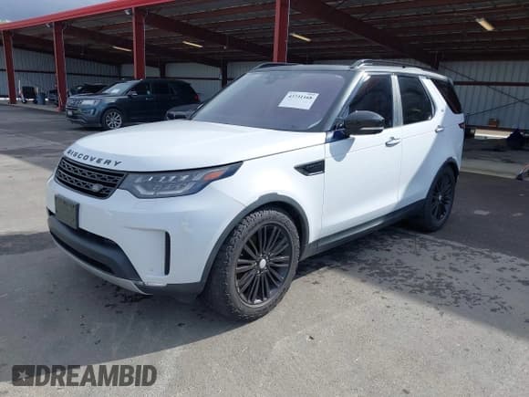 ✅ 2017 Land Rover Discovery HSE Luxury • VIN: SALRHBBV6HA041512 • Lot: 43731168. Listed on IAAI with 98,507 mi. Free auction sales archive from the USA and detailed vehicle history report at DreamBid. Image 2.