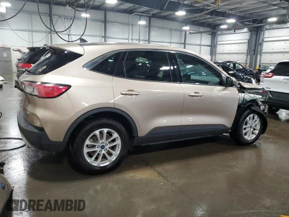 ✅ 2020 Ford Escape SE • VIN: 1FMCU9G63LUB24336 • Lot: 86892125. Listed on Copart with 69,704 mi. Free auction sales archive from the USA and detailed vehicle history report at DreamBid. Image 3.