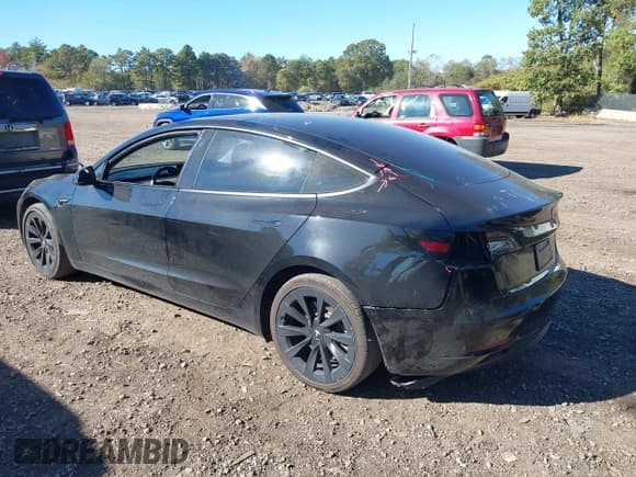 ✅ 2021 Tesla Model 3 Long Range • VIN: 5YJ3E1EB6MF974958 • Lot: 43416718. Wystawiony na IAAI z przebiegiem 95 773 mil. Bezpłatny archiwum sprzedaży aukcyjnych z USA i szczegółowy raport historii pojazdu na DreamBid. Zdjęcie 3.