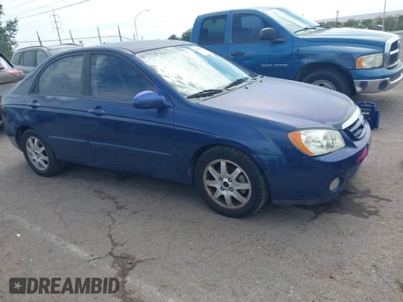 ✅ 2005 Kia Spectra LX • VIN: KNAFE121755162528 • Lot: 42831803. Listed on IAAI with 159,864 mi. Free auction sales archive from the USA and detailed vehicle history report at DreamBid. Image 1.