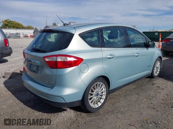 ✅ 2013 Ford C-Max SE • VIN: 1FADP5AU0DL536307 • Lot: 43579064. Listed on IAAI with 104,373 mi. Free auction sales archive from the USA and detailed vehicle history report at DreamBid. Image 4.