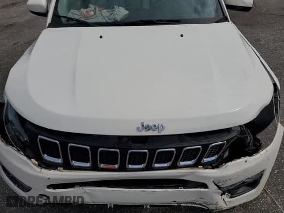 ✅ 2018 Jeep Compass Latitude • VIN: 3C4NJCBB3JT468182 • Lot: 68586175. Wystawiony na Copart z przebiegiem 61 068 mil. Bezpłatny archiwum sprzedaży aukcyjnych z USA i szczegółowy raport historii pojazdu na DreamBid. Zdjęcie 12.