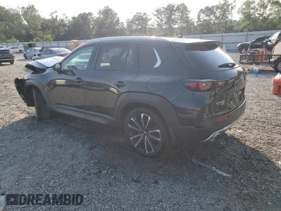 ✅ 2025 Mazda CX-50 Premium Plus • VIN: 7MMVABEY5SN367043 • Лот: 71240285. Опубликован ранее на Copart с пробегом 2 815 миль. Бесплатный доступ к архиву аукционных продаж из США и подробный отчёт об истории автомобиля на DreamBid. Изображение 2.