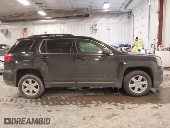 ✅ 2016 GMC Terrain SLE • VIN: 2GKFLNE37G6115735 • Lot: 41453204. Wystawiony na IAAI z przebiegiem 170 213 mil. Bezpłatny archiwum sprzedaży aukcyjnych z USA i szczegółowy raport historii pojazdu na DreamBid. Zdjęcie 13.