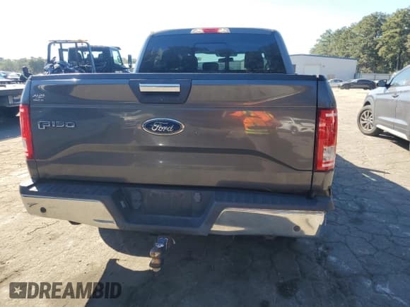 ✅ 2015 Ford F-150 XLT • VIN: 1FTEW1CP9FKF11982 • Lot: 86855515. Listed on Copart with 112,504 mi. Free auction sales archive from the USA and detailed vehicle history report at DreamBid. Image 6.