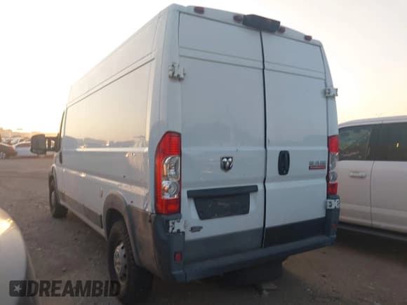 ✅ 2016 Ram ProMaster Cargo • VIN: 3C6TRVDG4GE128144 • Lot: 42725308. Wystawiony na IAAI z przebiegiem 271 881 mil. Bezpłatny archiwum sprzedaży aukcyjnych z USA i szczegółowy raport historii pojazdu na DreamBid. Zdjęcie 3.