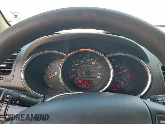 ✅ 2012 Kia Sorento LX • VIN: 5XYKT3A6XCG251787 • Lot: 96577515. Wystawiony na Copart z przebiegiem 156 716 mil. Bezpłatny archiwum sprzedaży aukcyjnych z USA i szczegółowy raport historii pojazdu na DreamBid. Zdjęcie 9.