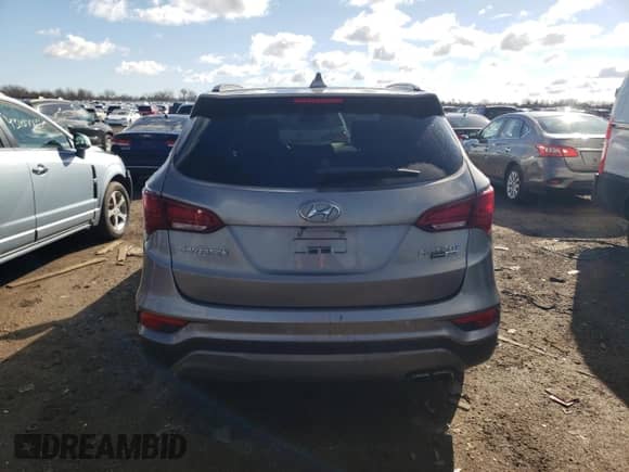 ✅ 2017 Hyundai Santa Fe Ultimate • VIN: 5XYZWDLA6HG395339 • Lot: 43428373. Wystawiony na Copart z przebiegiem 87 532 mil mil. Skorzystaj z bezpłatnego archiwum sprzedaży aukcyjnych z USA i zobacz szczegółowy raport historii pojazdu na DreamBid. Zdjęcie 6.