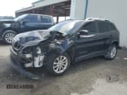 ✅ 2021 Jeep Cherokee Latitude • VIN: 1C4PJLCB8MD107063 • Lot: 60847615. Wystawiony na Copart z przebiegiem 102 506 mil. Bezpłatny archiwum sprzedaży aukcyjnych z USA i szczegółowy raport historii pojazdu na DreamBid. Zdjęcie 1.