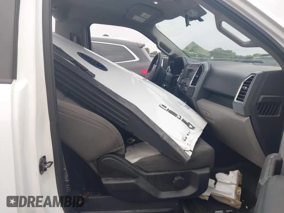 ✅ 2017 Ford F-150 XL • VIN: 1FTMF1C83HKC32096 • Лот: 43270446. Опубликован ранее на IAAI с пробегом 207 469 миль. Бесплатный доступ к архиву аукционных продаж из США и подробный отчёт об истории автомобиля на DreamBid. Изображение 5.