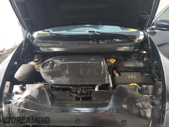 ✅ 2016 Jeep Cherokee Latitude • VIN: 1C4PJMCSXGW253835 • Lot: 92085015. Listed on Copart with 181,150 mi. Free auction sales archive from the USA and detailed vehicle history report at DreamBid. Image 12.