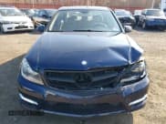 ✅ 2013 Mercedes-Benz C 300 Sport • VIN: WDDGF8AB7DR244523 • Lot: 41894057. Wystawiony na IAAI z przebiegiem 98 186 mil. Bezpłatny archiwum sprzedaży aukcyjnych z USA i szczegółowy raport historii pojazdu na DreamBid. Zdjęcie 12.