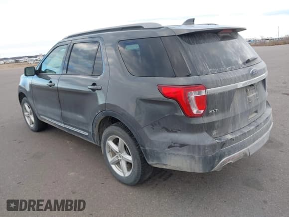 ✅ 2017 Ford Explorer XLT • VIN: 1FM5K8DH3HGD41549 • Lot: 43692364. Wystawiony na IAAI z przebiegiem 79 422 mil. Bezpłatny archiwum sprzedaży aukcyjnych z USA i szczegółowy raport historii pojazdu na DreamBid. Zdjęcie 3.