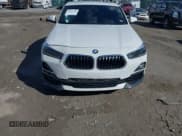 ✅ 2020 BMW X2 xDrive28i • VIN: WBXYJ1C0XL5P15573 • Lot: 43499246. Wystawiony na IAAI z przebiegiem 58 691 mil. Bezpłatny archiwum sprzedaży aukcyjnych z USA i szczegółowy raport historii pojazdu na DreamBid. Zdjęcie 6.
