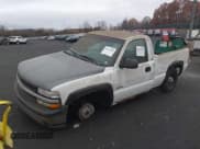 ✅ 2000 Chevrolet Silverado 1500 • VIN: 1GCEC14W4YZ351602 • Lot: 43637900. Listed on IAAI with 335,681 mi. Free auction sales archive from the USA and detailed vehicle history report at DreamBid. Image 2.