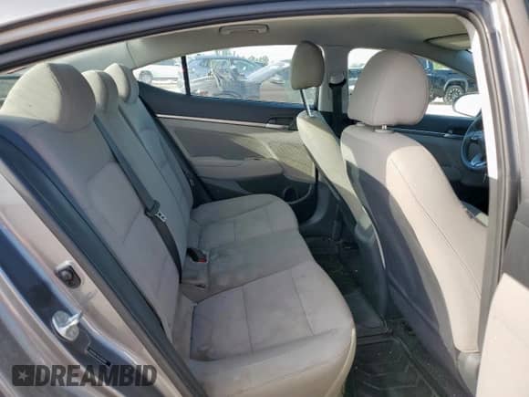 2020 Hyundai Elantra SEL z VIN 5NPD84LF8LH543055, wystawiony jako Copart lot #59873625 z przebiegiem 135 418 mil mil oraz Szkoda całkowita • Salvage title. Historia ofert i sprzedaży dostępna na DreamBid. Obrazek 10.