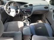 ✅ 2004 Ford Focus SE • VIN: 1FAFP34ZX4W165613 • Lot: 45431345. Wystawiony na Copart z przebiegiem 190 709 mil. Bezpłatny archiwum sprzedaży aukcyjnych z USA i szczegółowy raport historii pojazdu na DreamBid. Zdjęcie 8.