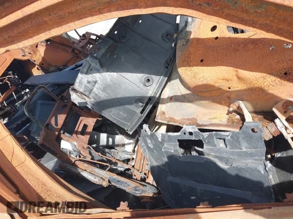 ✅ 2022 Dodge Charger GT • VIN: 2C3CDXHG3NH189682 • Lot: 43276870. Wystawiony na IAAI z przebiegiem Nie podano. Bezpłatny archiwum sprzedaży aukcyjnych z USA i szczegółowy raport historii pojazdu na DreamBid. Zdjęcie 5.