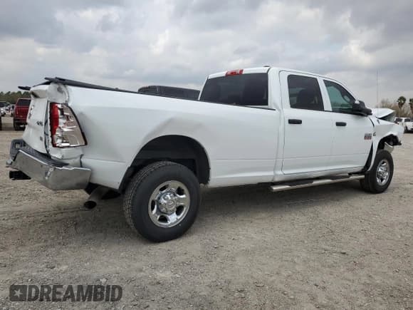 ✅ 2012 Ram 2500 ST • VIN: 3C6UD5HL7CG226173 • Lot: 44762735. Listed on Copart with 133,183 mi. Free auction sales archive from the USA and detailed vehicle history report at DreamBid. Image 3.