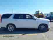 2023 Chevrolet Tahoe Premier z VIN 1GNSKSKD7PR196918, wystawiony jako IAAI lot #43356101 z przebiegiem 13 675 mil mil oraz . Historia ofert i sprzedaży dostępna na DreamBid. Obrazek 13.