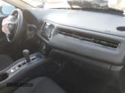 ✅ 2020 Honda HR-V LX • VIN: 3CZRU6H37LM720954 • Lot: 43185962. Wystawiony na IAAI z przebiegiem 81 472 mil. Bezpłatny archiwum sprzedaży aukcyjnych z USA i szczegółowy raport historii pojazdu na DreamBid. Zdjęcie 5.