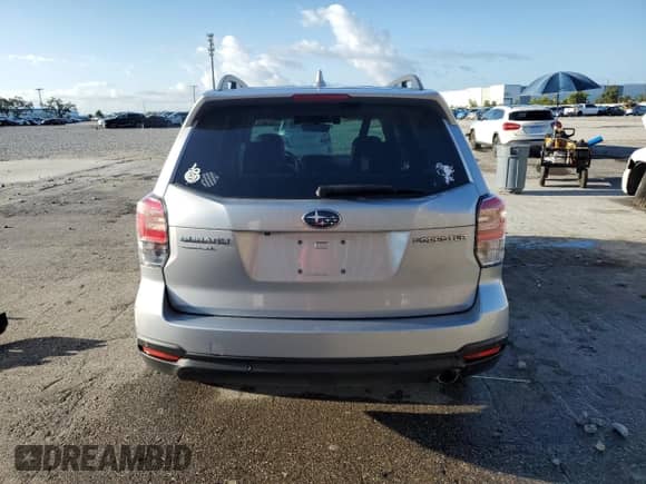 2018 Subaru Forester Limited with VIN JF2SJARC4JH540562, listed as a Copart auction lot 86628195 with 77,419 mi miles and Salvage title. Bid and sale history available at DreamBid. Image 6.