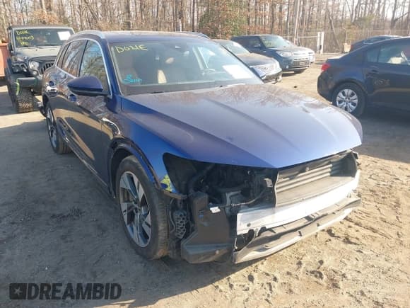 ✅ 2021 Audi e-tron Premium Plus • VIN: WA1LAAGE3MB028896 • Lot: 41415811. Listed on IAAI with 39,770 mi. Free auction sales archive from the USA and detailed vehicle history report at DreamBid. Image 1.