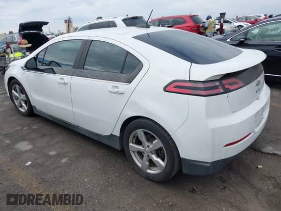 2015 Chevrolet Volt с VIN 1G1RD6E48FU103705, выставлен на аукционе IAAI как лот 43254533 с пробегом 102 228 миль миль и . История ставок и продаж доступна на DreamBid. Изображение 3.
