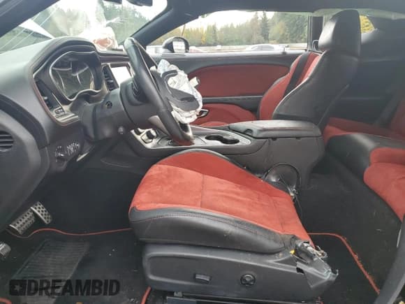 ✅ 2020 Dodge Challenger R/T Scat Pack Widebody • VIN: 2C3CDZFJ5LH116191 • Lot: 77871694. Wystawiony na Copart z przebiegiem Nie podano. Bezpłatny archiwum sprzedaży aukcyjnych z USA i szczegółowy raport historii pojazdu na DreamBid. Zdjęcie 7.