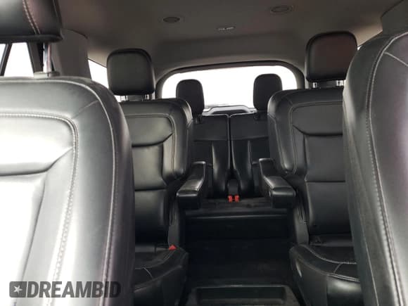 ✅ 2021 Ford Explorer XLT • VIN: 1FMSK7DH2MGC39148 • Lot: 44561415. Wystawiony na Copart z przebiegiem Nie podano. Bezpłatny archiwum sprzedaży aukcyjnych z USA i szczegółowy raport historii pojazdu na DreamBid. Zdjęcie 10.